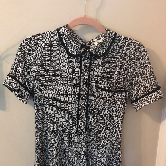 Monteau Navy and White Dress - Picture 3 of 5